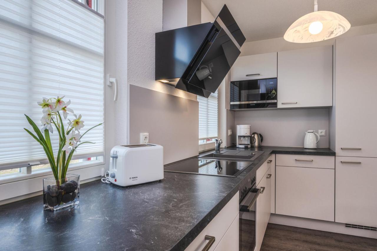 Reetdachhaus Am Haff Mit Sauna, Terrasse, Wlan Zirchow エクステリア 写真